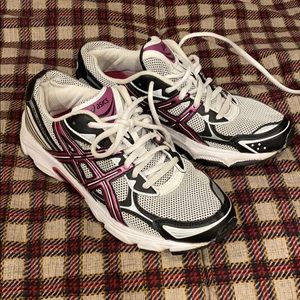 ASICS Sneakers